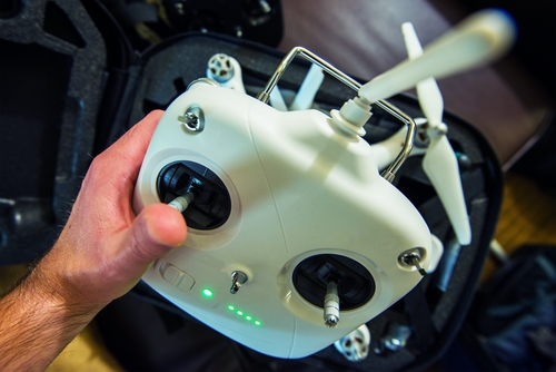 Cos'è il patentino per volare con i droni in Europa e come ottenerlo